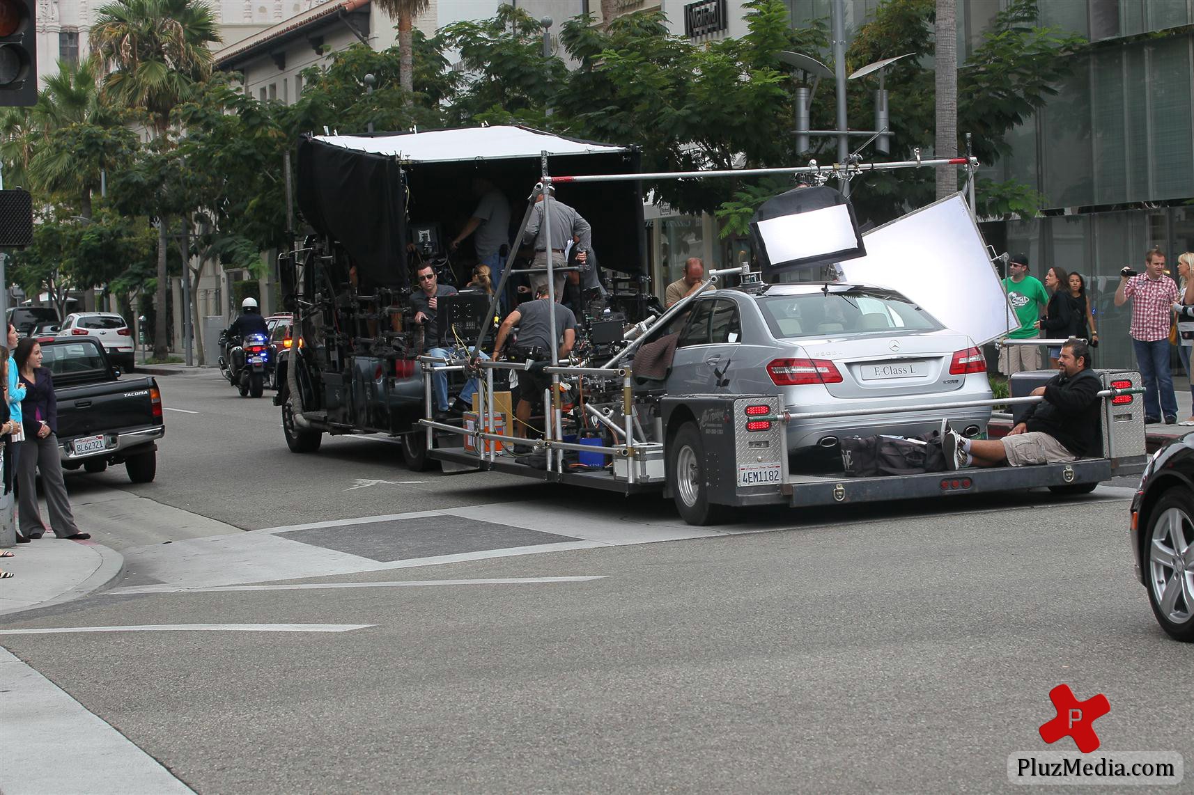 George Clooney on the set of a Mercedes Benz E300 L advert photos | Picture 78306